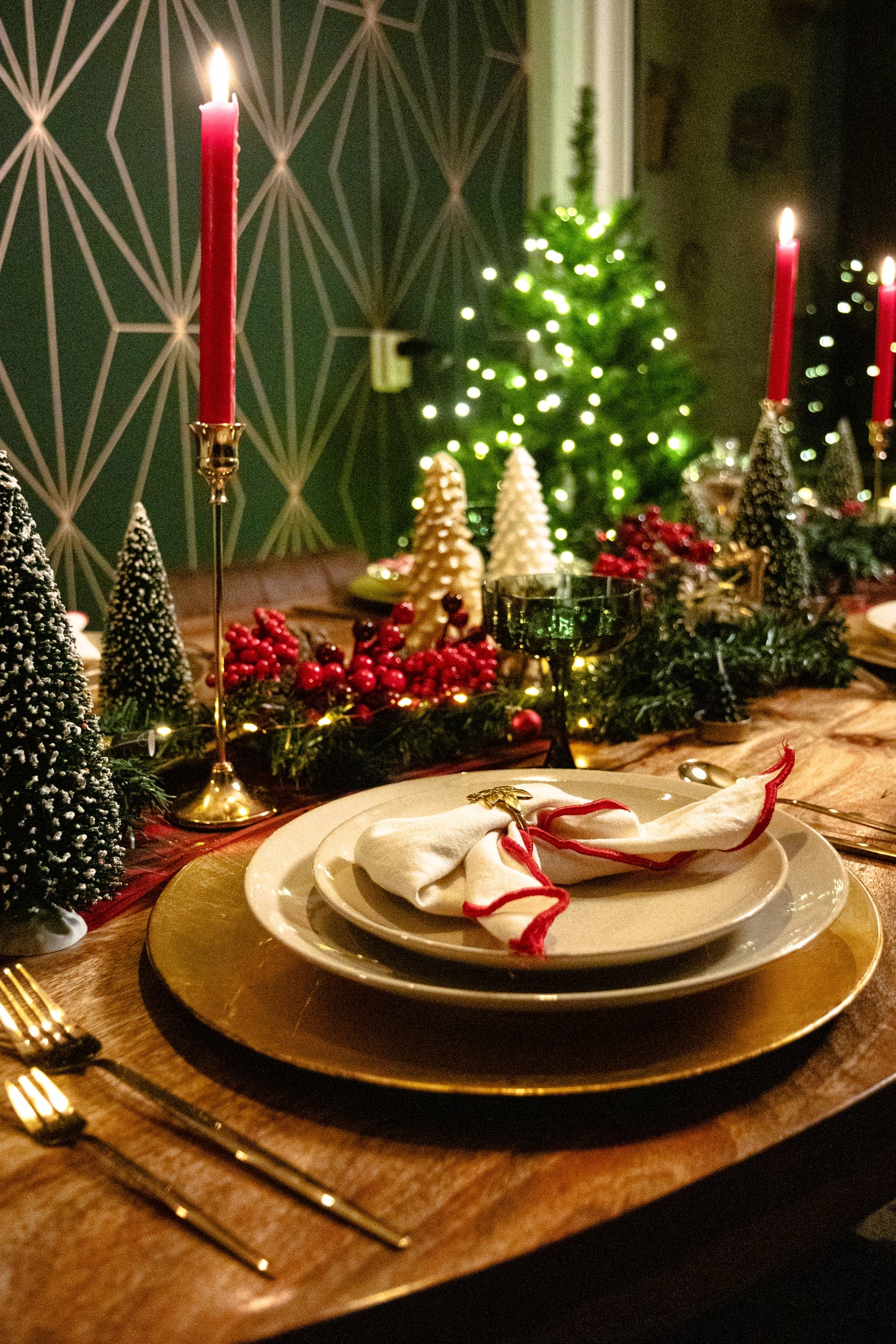 Luxury Christmas Decorations Package - Without Food